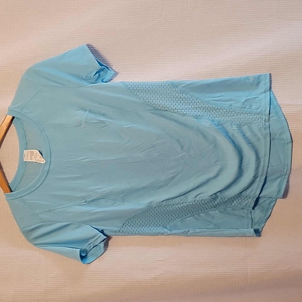 Danskin Now Shirt